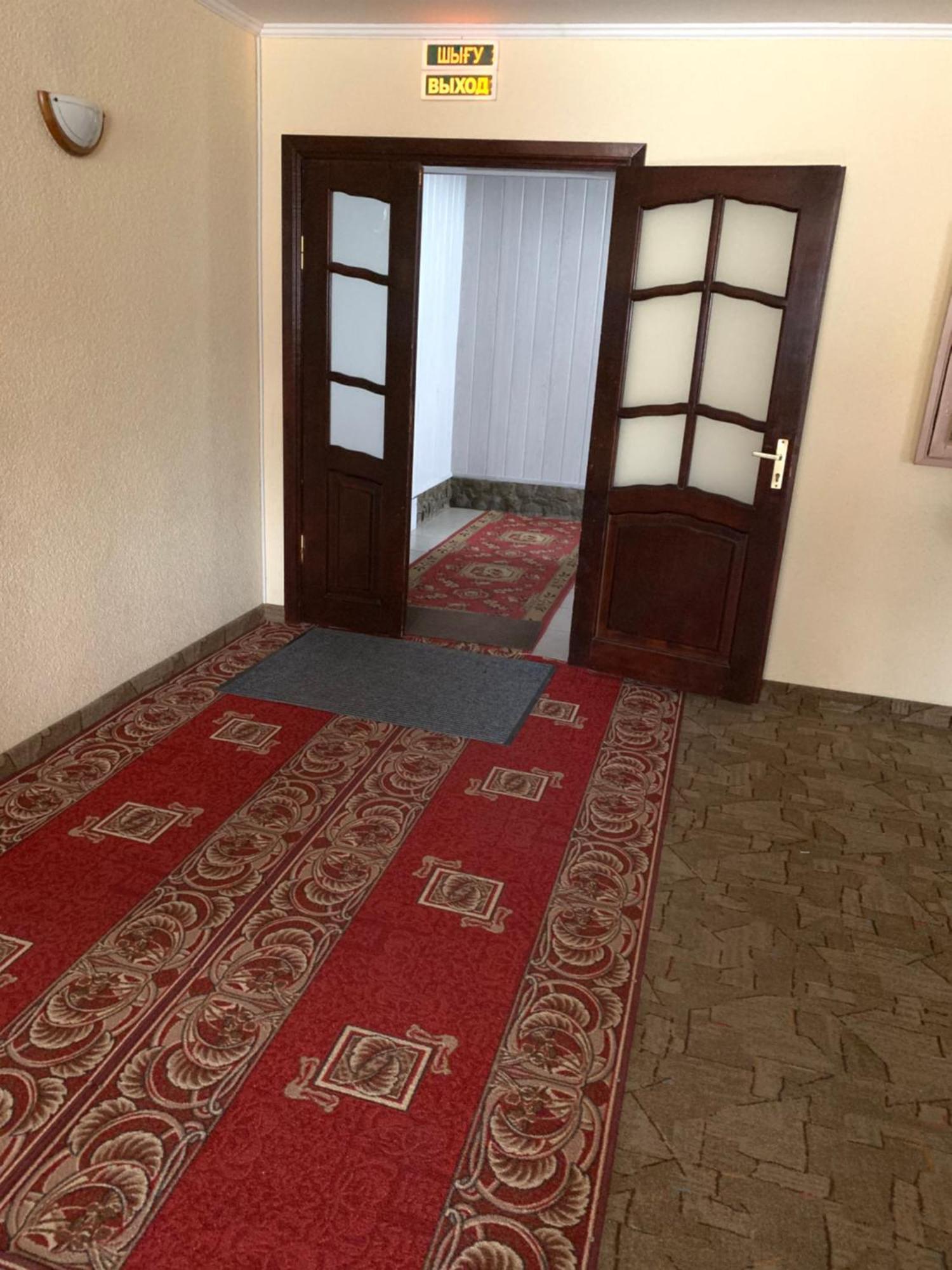 Гостиница Илек Aqtöbe Exteriör bild
